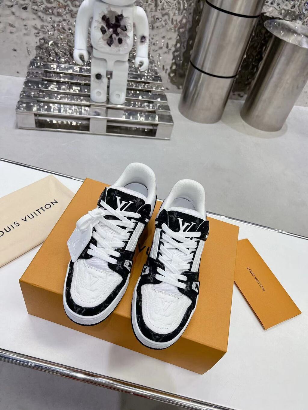 Tênis LV Trainer