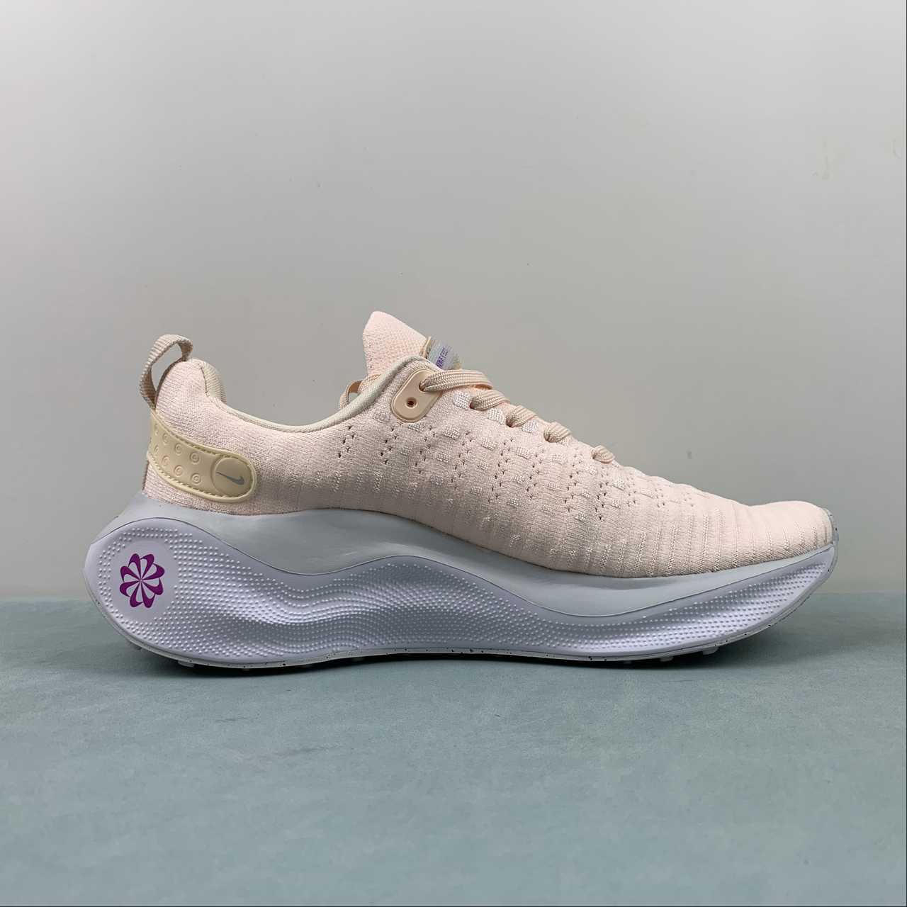 Tênis Nike Infinity Run 4