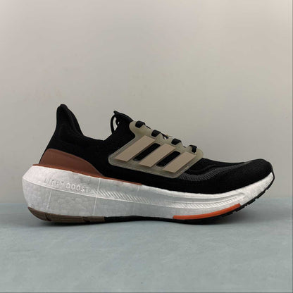 Tênis Adidas UltraBoost Light 23