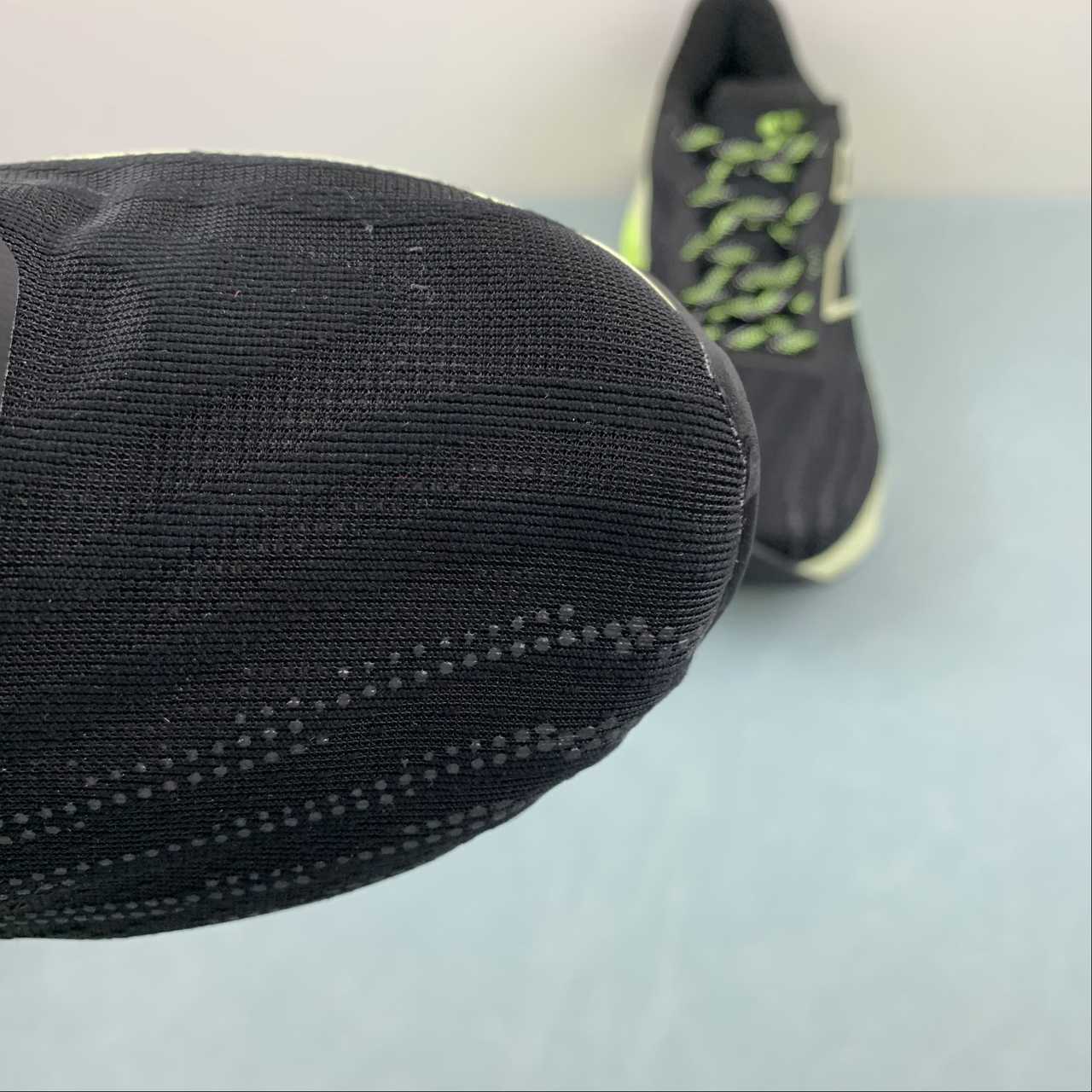 Tênis New Balance Fuelcell Supercomp Trainer V2