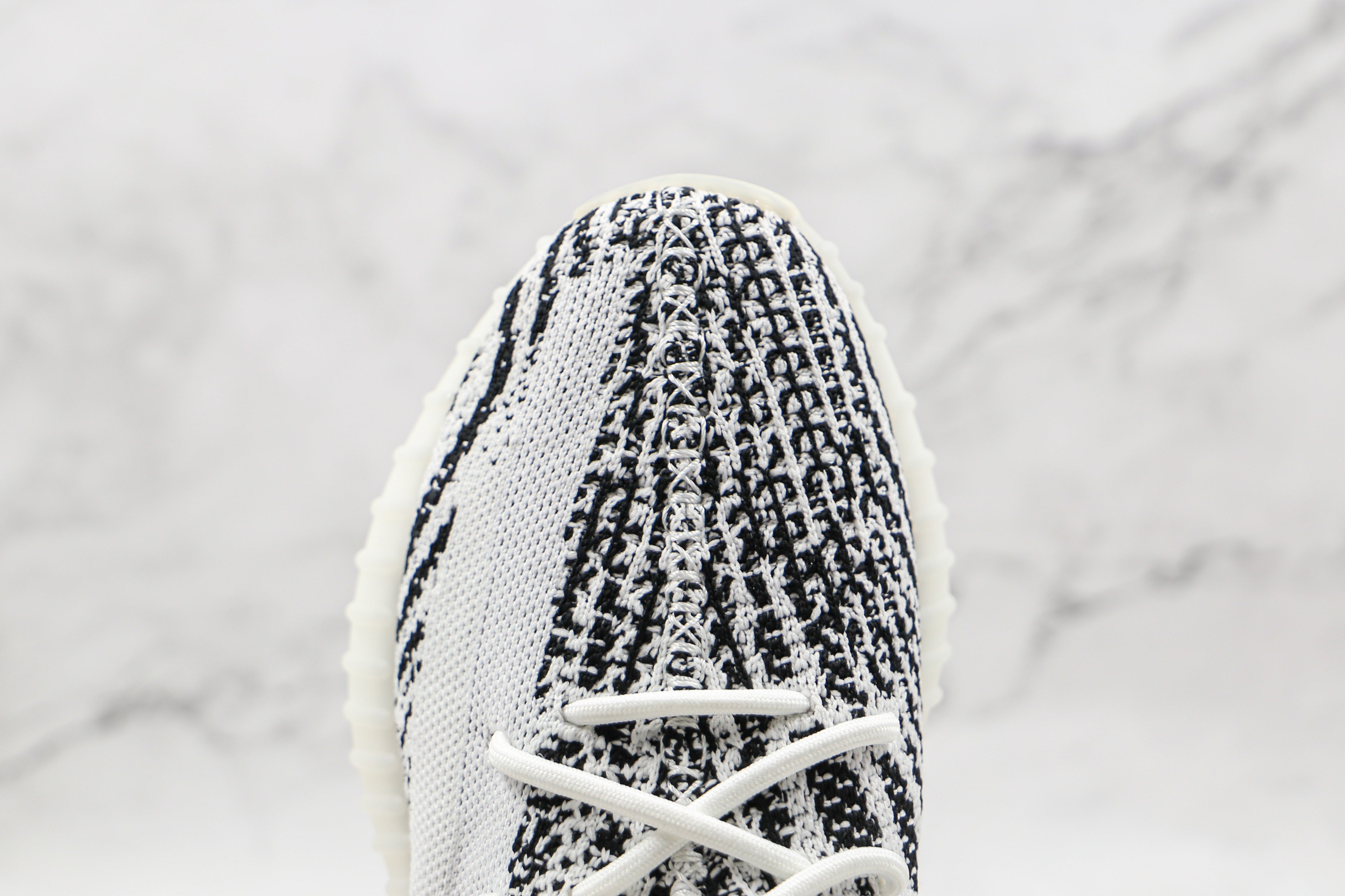 Adidas Yeezy Boost 350 v2 Zebra