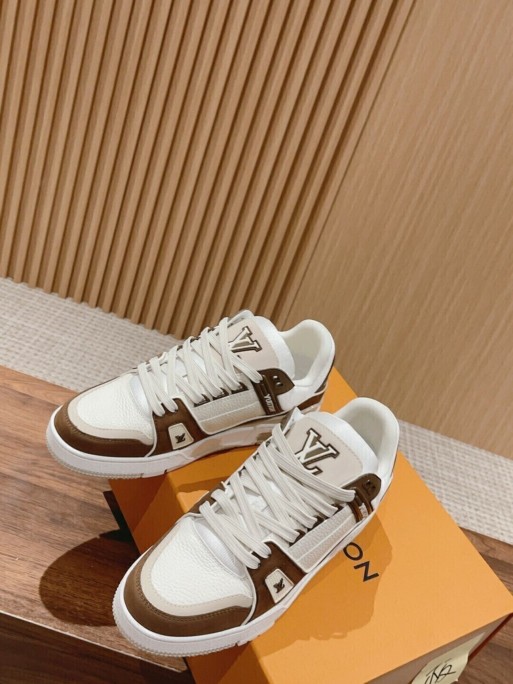 Tênis LV Trainer