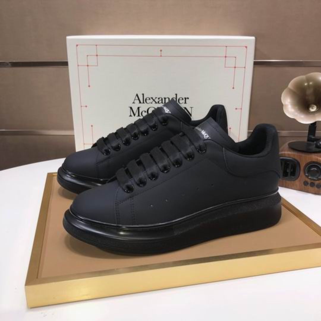 Тênіѕ Alexander McQueen