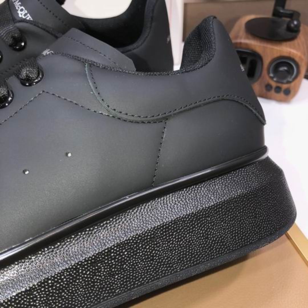 Тênіѕ Alexander McQueen