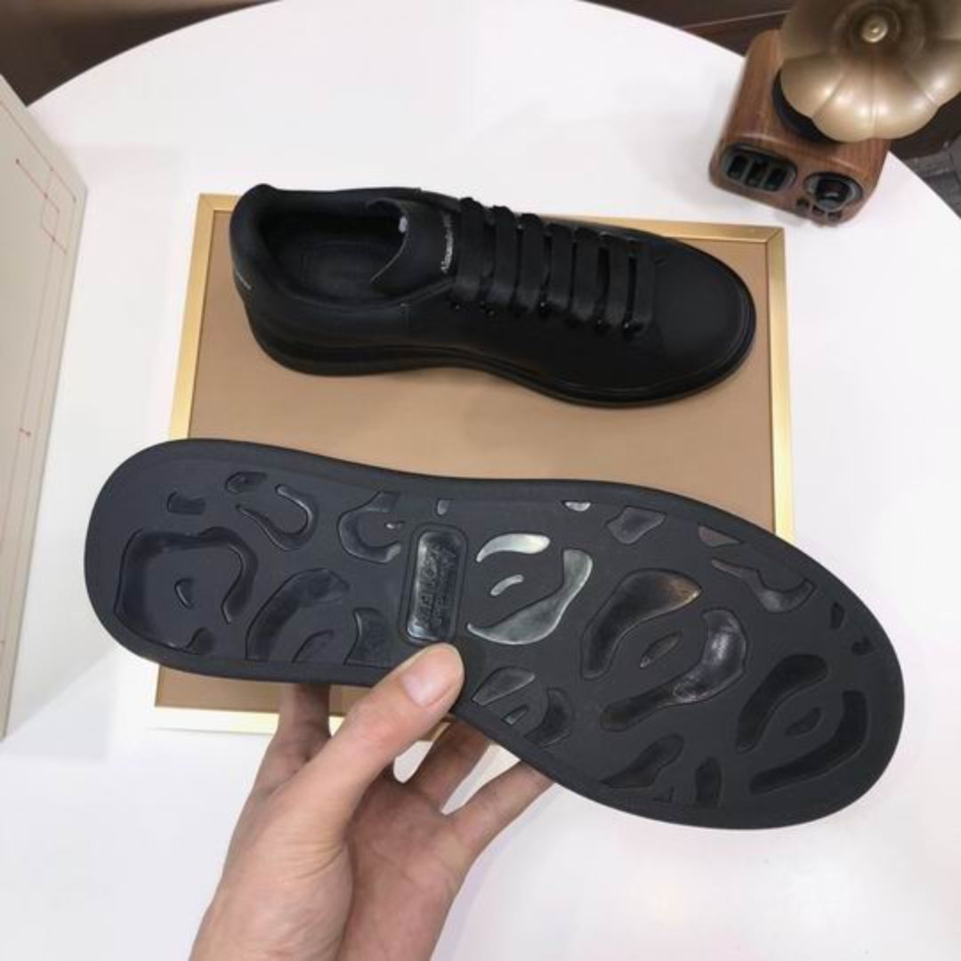 Тênіѕ Alexander McQueen