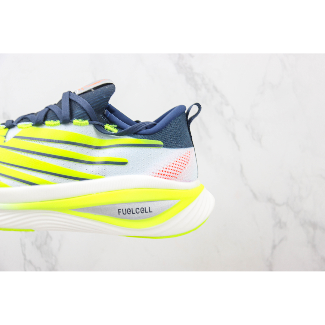 Tênis New Balance Fuelcell Supercomp Elite V3