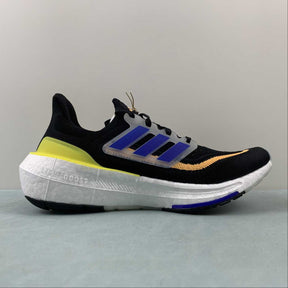 Tênis Adidas UltraBoost Light 23