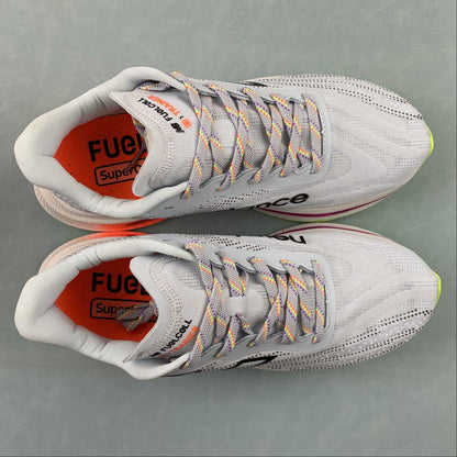 Tênis New Balance Fuelcell Supercomp Trainer V2