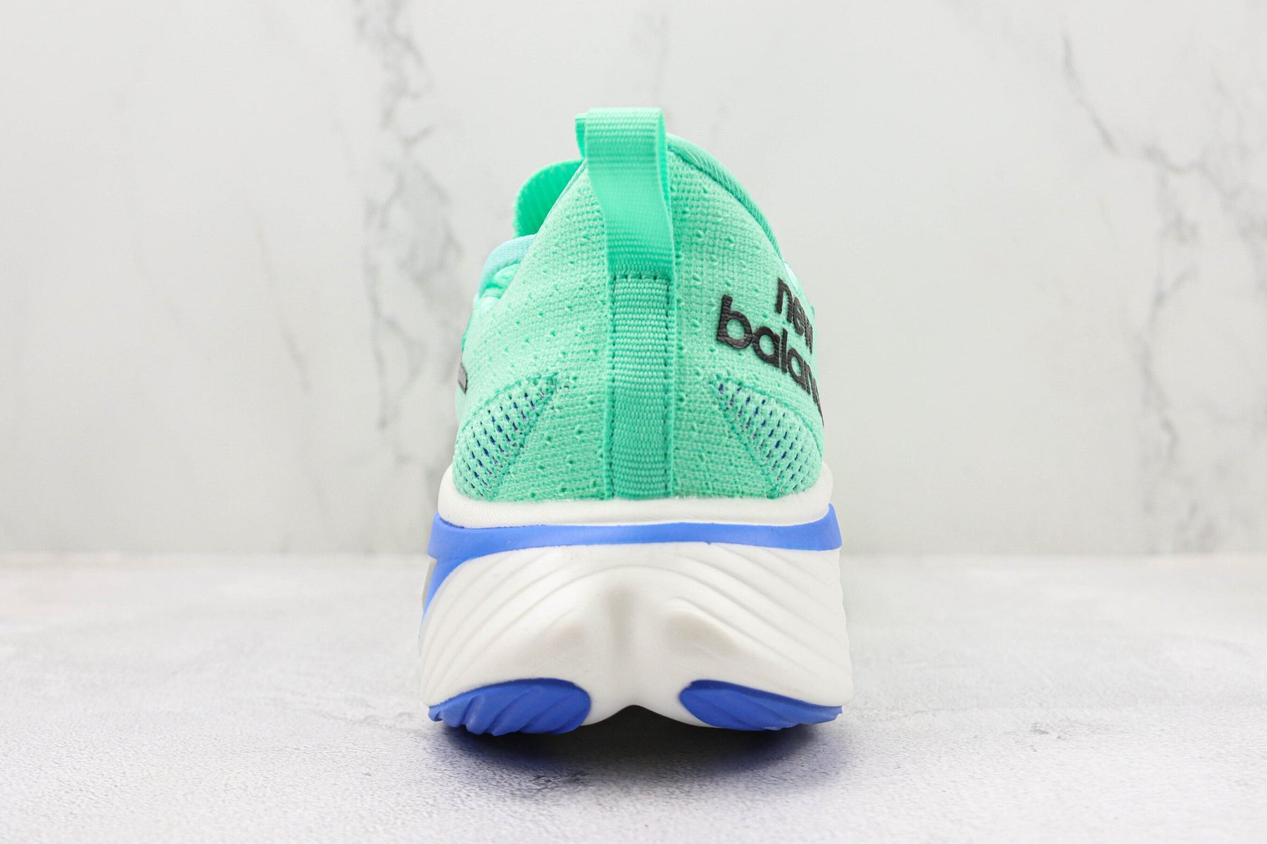 Tênis New Balance Fuelcell Supercomp Elite V3