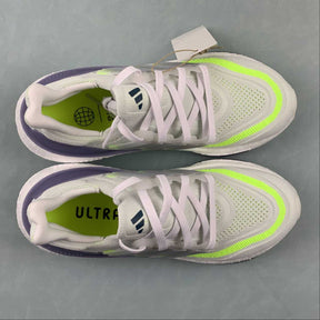 Tênis Adidas UltraBoost Light 23