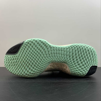 Tênis Nike ZoomX Invincible Run Flyknit 2