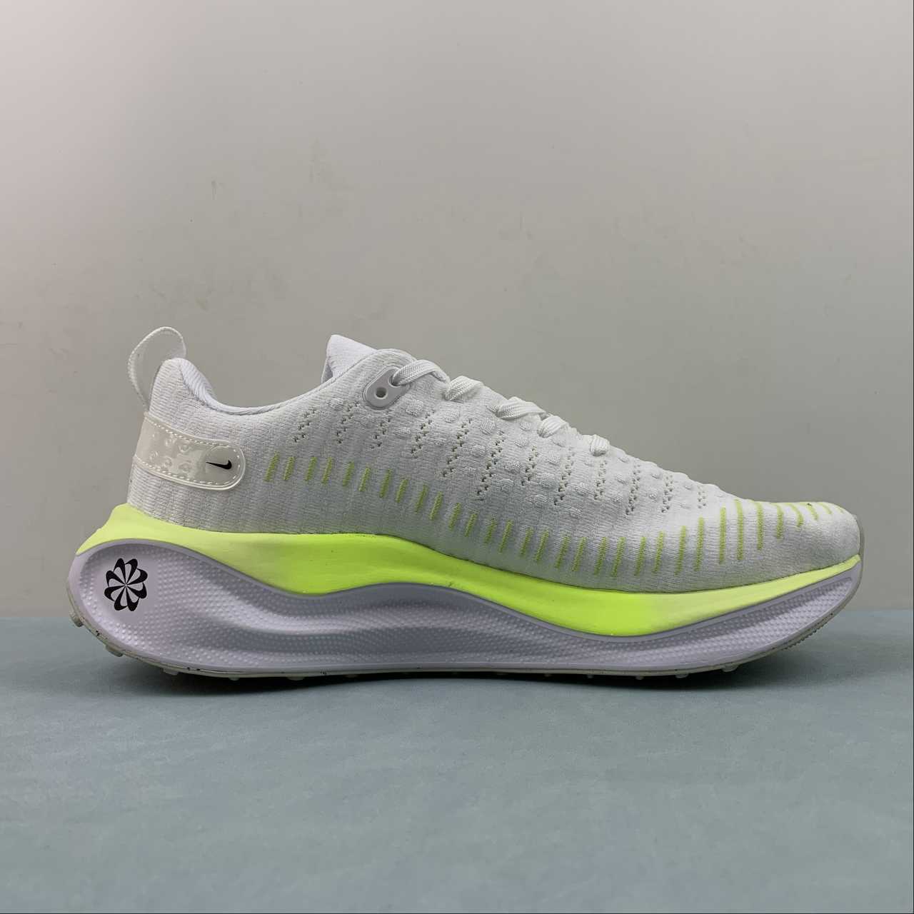 Tênis Nike Infinity Run 4