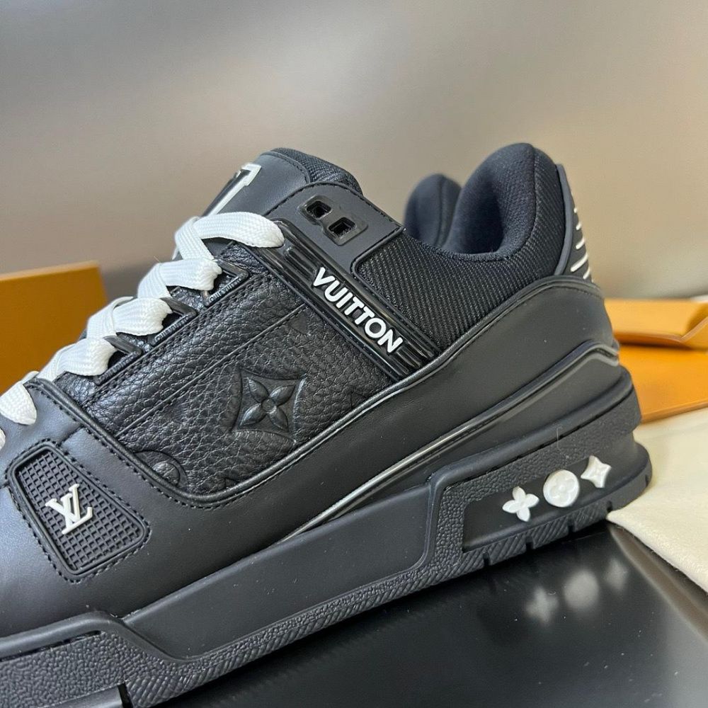 Tênis LV Trainer