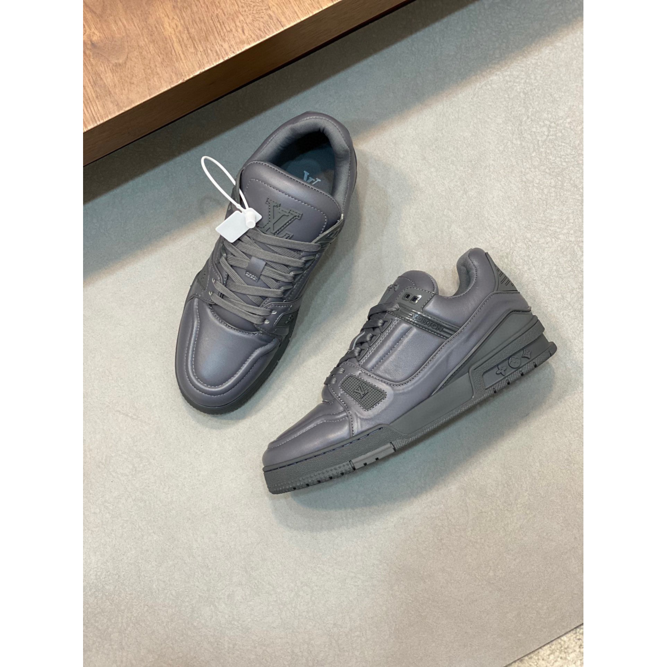 Tênis LV Trainer