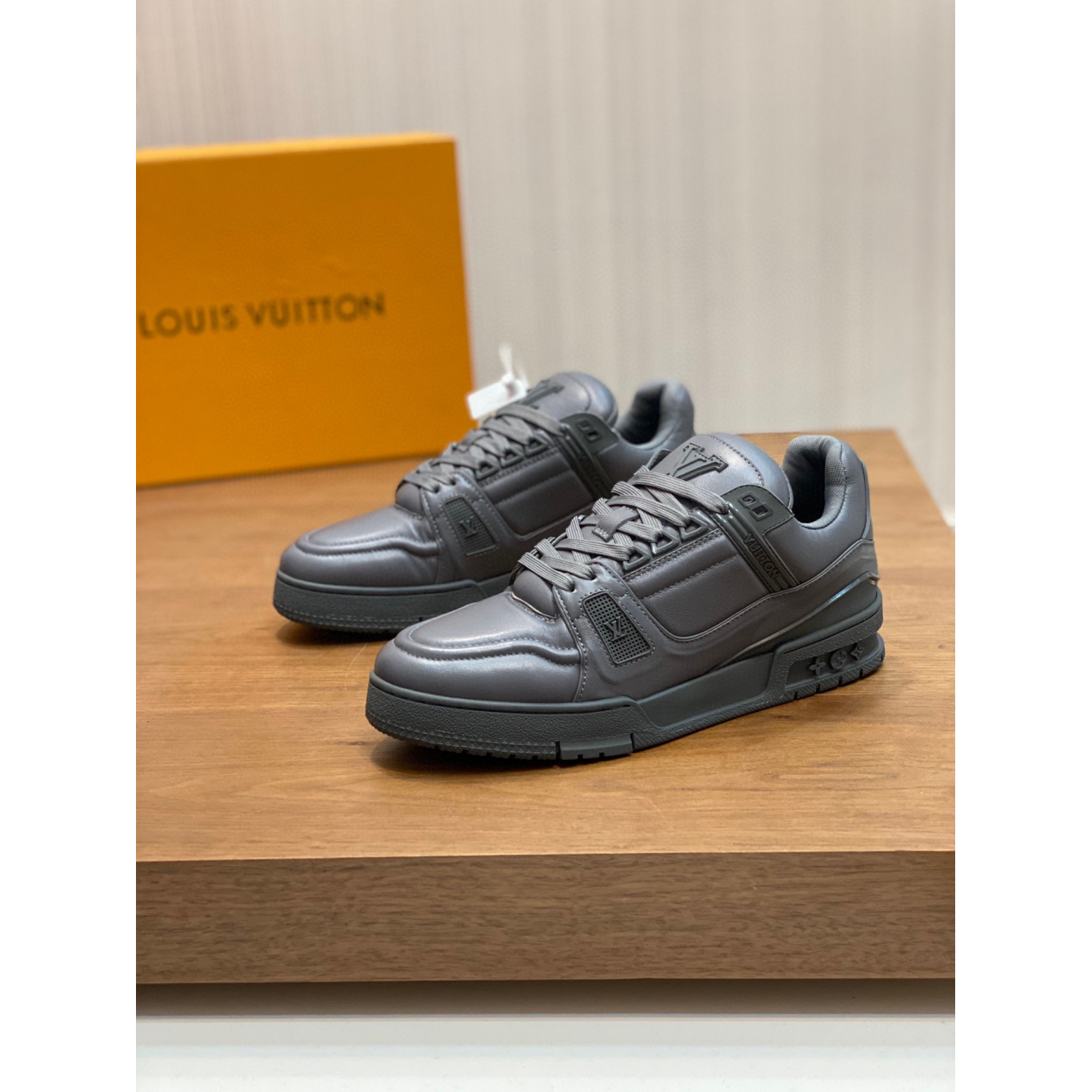 Tênis LV Trainer