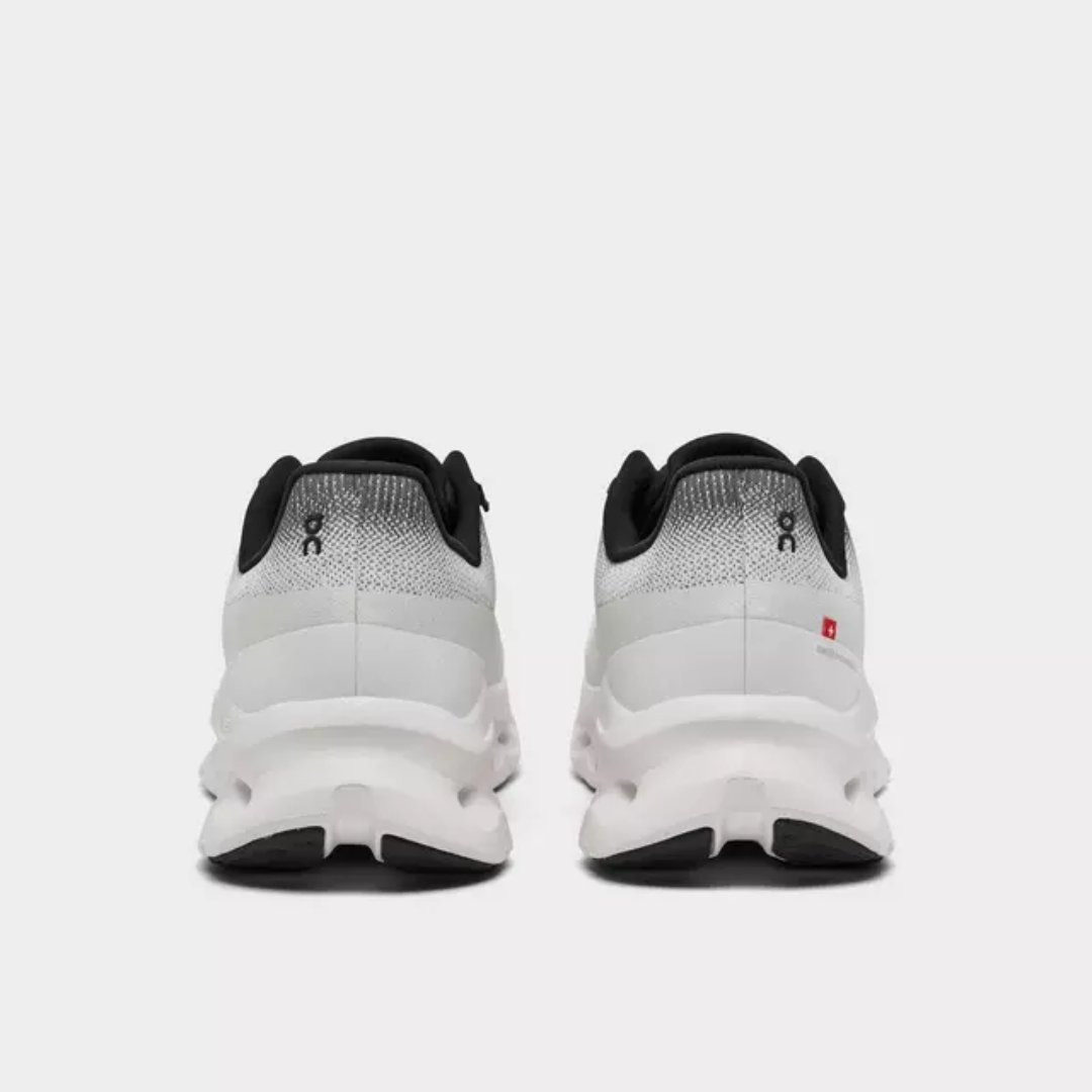 On Running Cloudtilt Black Ivory